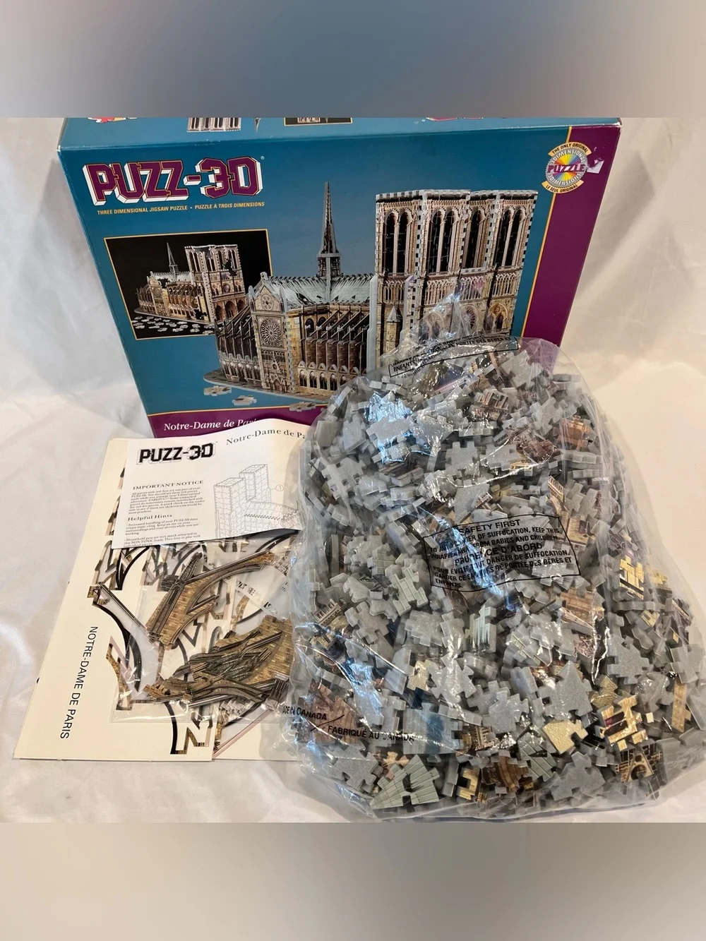 Wrebbit PUZZ-3D Notre Dame Cathedral 952 Piece Complete Puzzle
